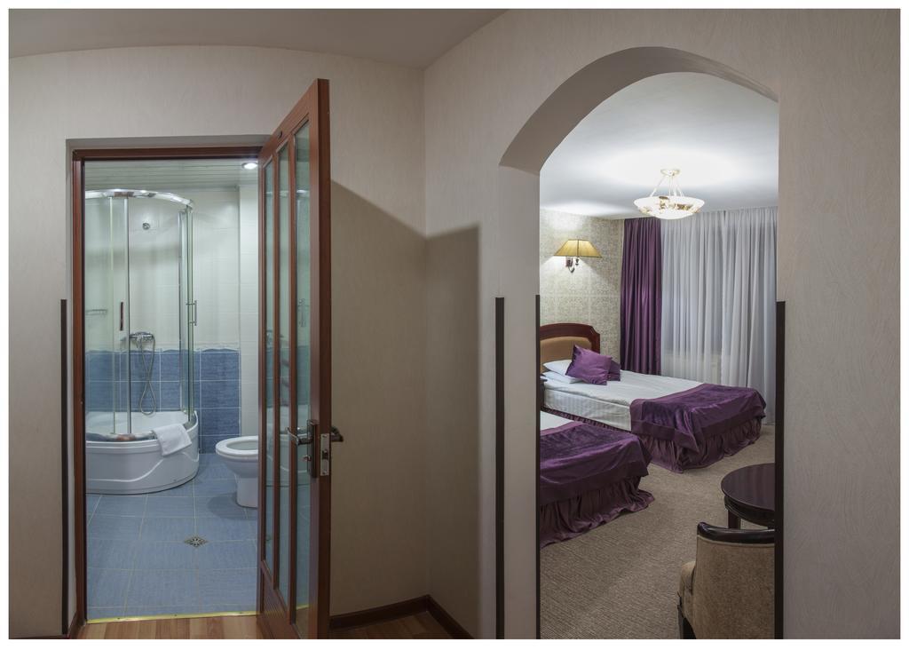 Hotel Victoria Bakuriani Eksteriør billede